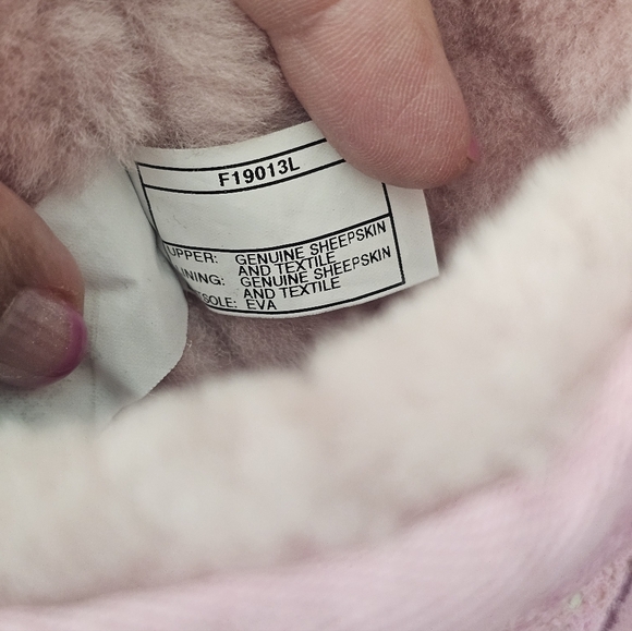 💯AUTHENTIC PINK UGG BOOTS - Picture 5 of 6